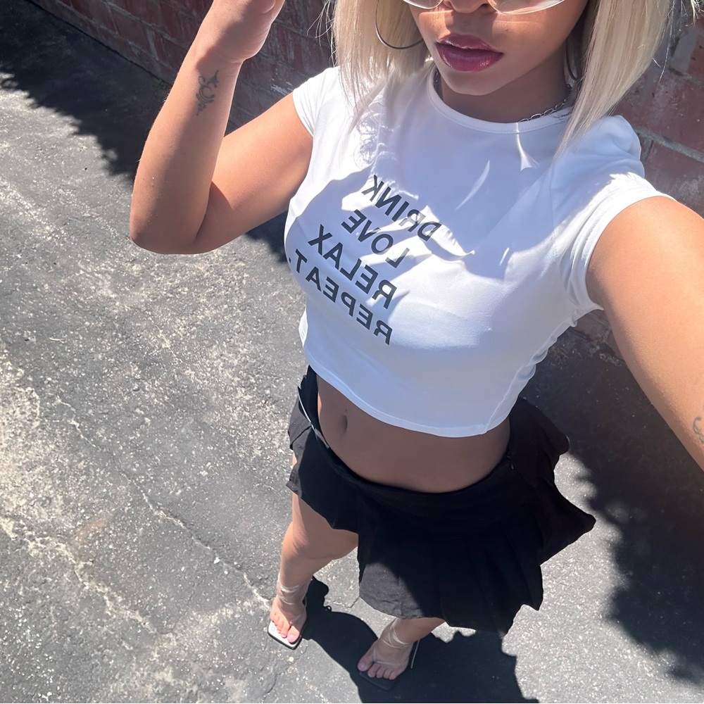 Cropped tee